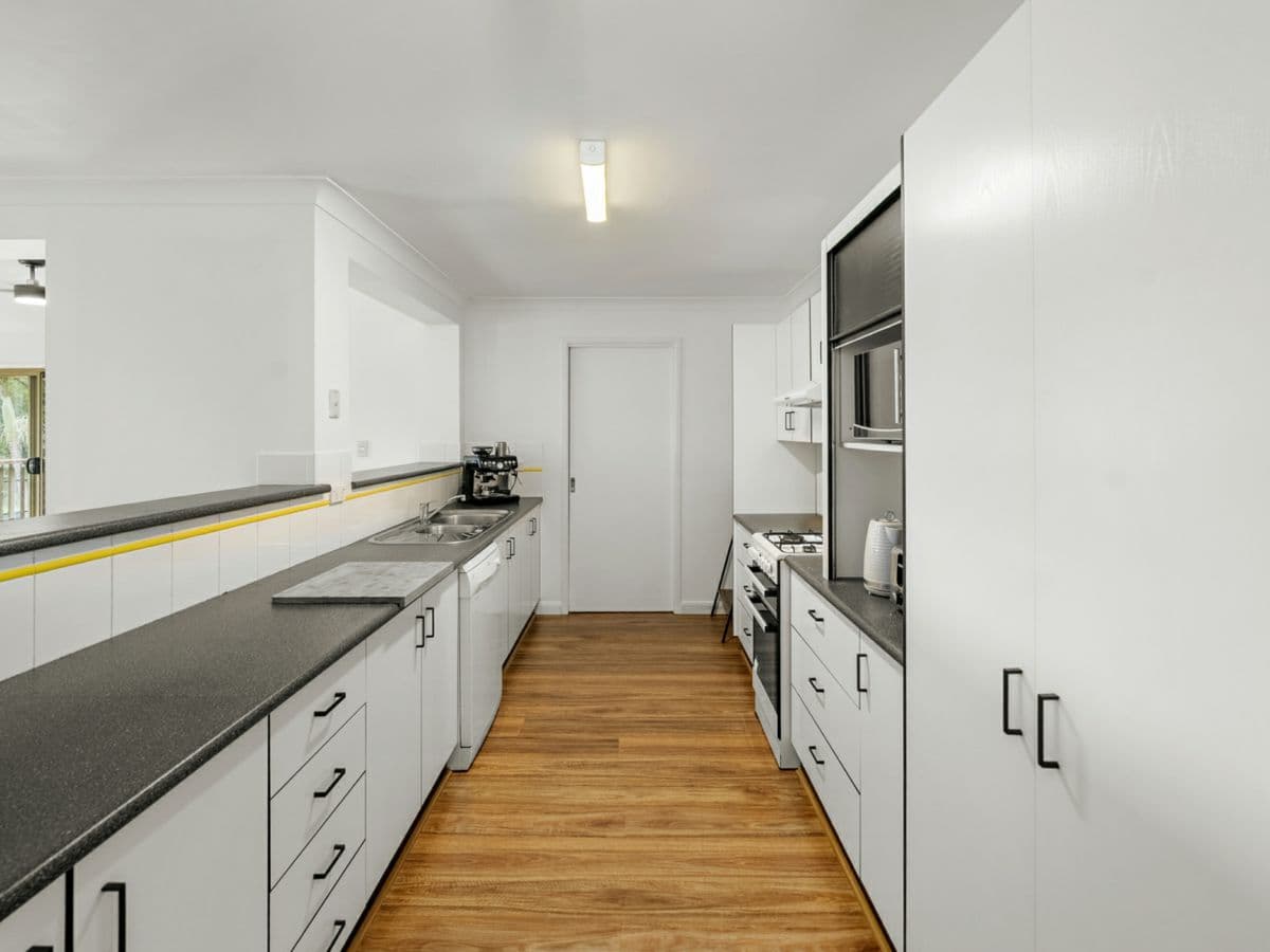 33 Sandpiper Crescent, BOAMBEE EAST, Boambee East - Thumbnail 6