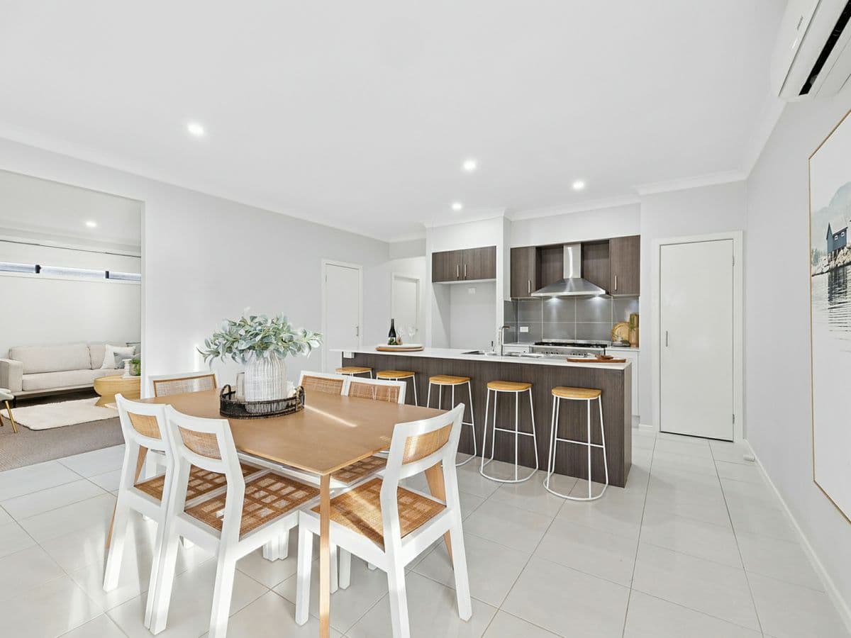 46 Minorca Circuit, HAMLYN TERRACE, Hamlyn Terrace - Thumbnail 3