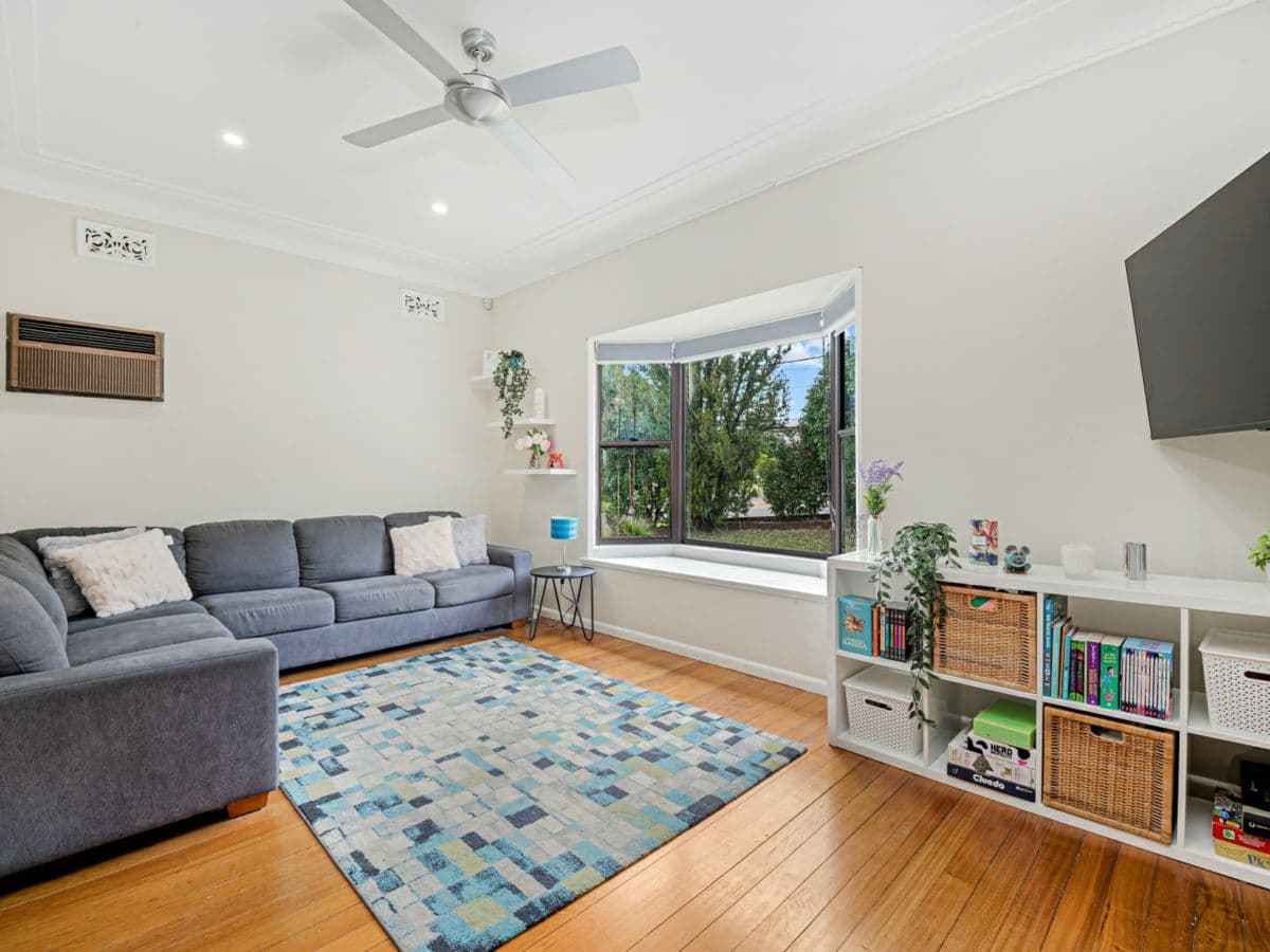 6 Lloyd Street, BLACKTOWN, Blacktown - Thumbnail 2
