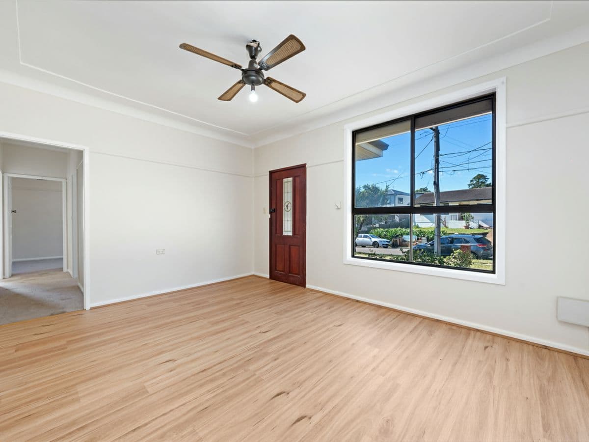 4 Danny Road, LALOR PARK, Lalor Park - Thumbnail 2