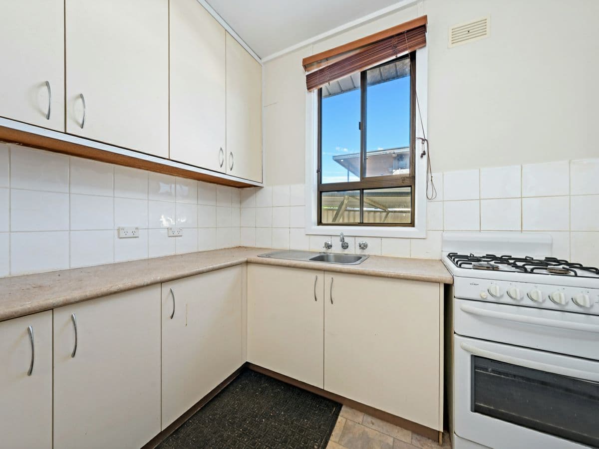 4 Danny Road, LALOR PARK, Lalor Park - Thumbnail 4