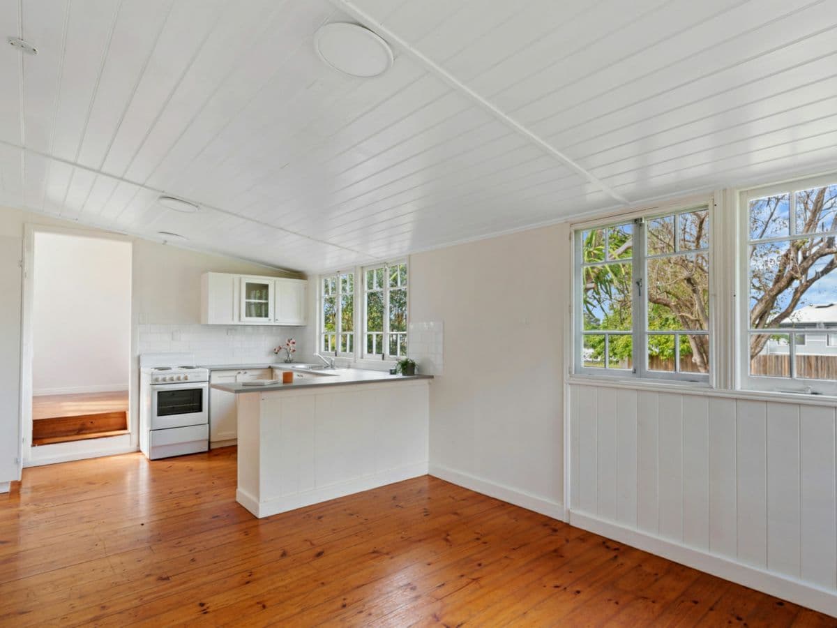 15 Pine Camp Road, BEERWAH, Beerwah - Thumbnail 6