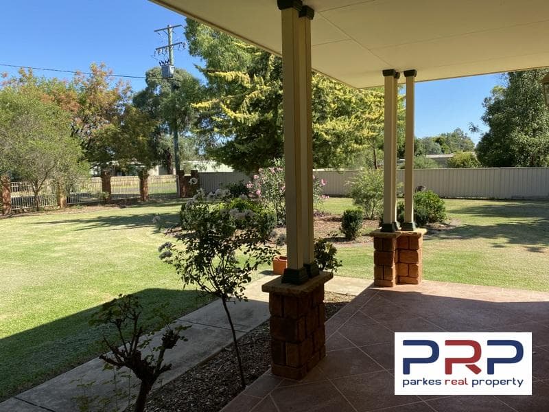 6 Coolabah Drive,, PARKES NSW 2870, Parkes - Thumbnail 4