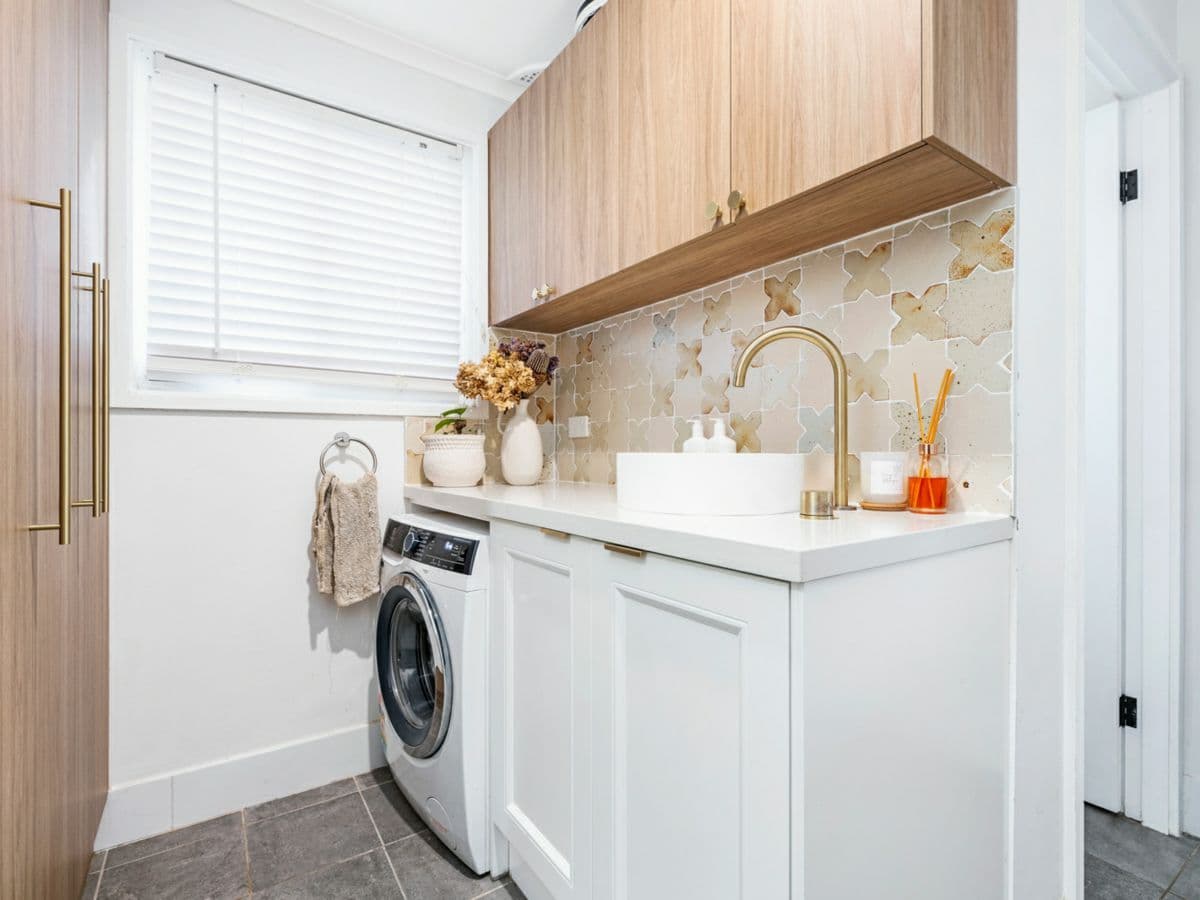 18 Hayter Parade, CAMDEN SOUTH, Camden South - Thumbnail 5