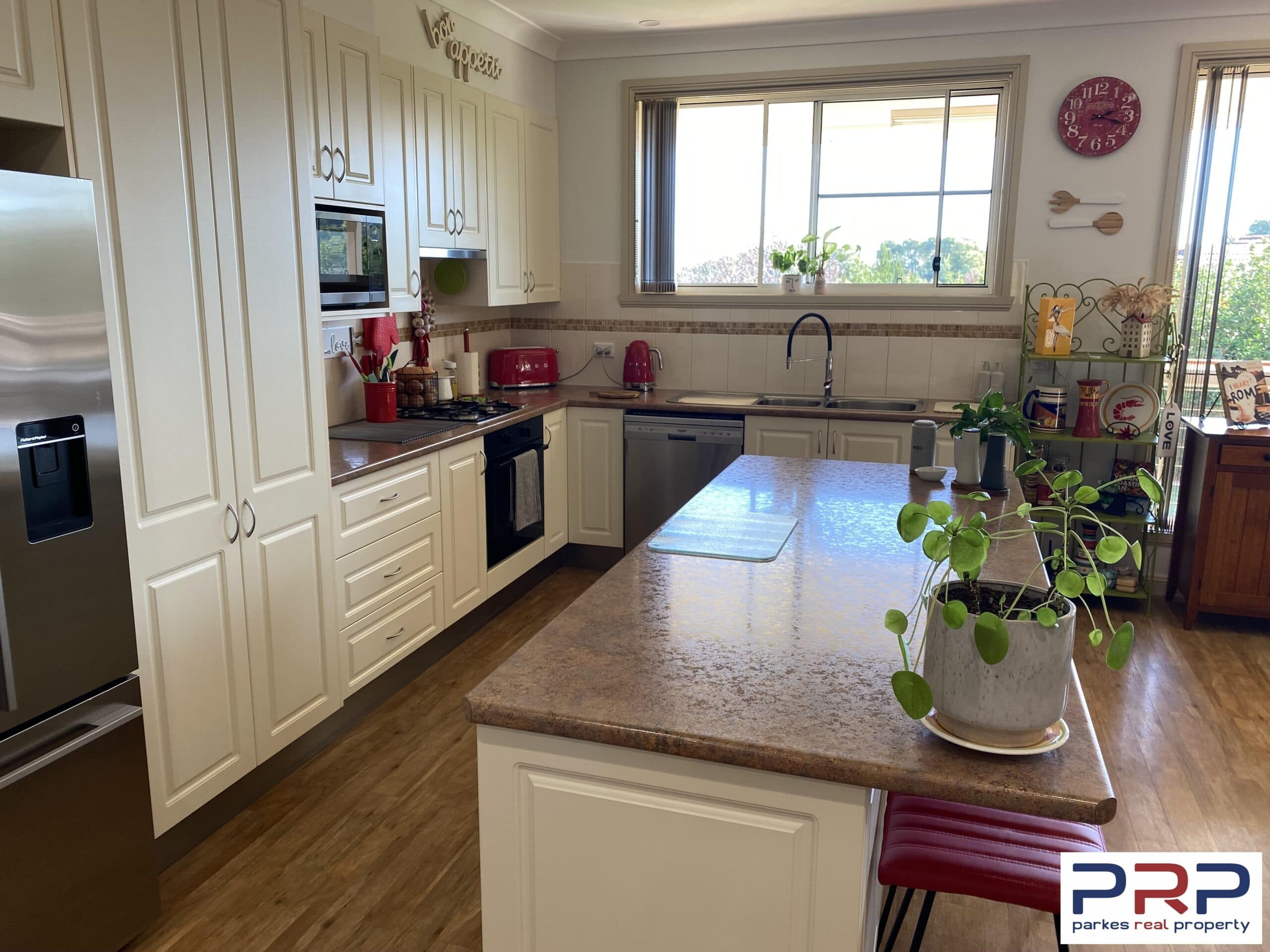 8 Glenburnie Close,, PARKES NSW 2870, Parkes - Thumbnail 5