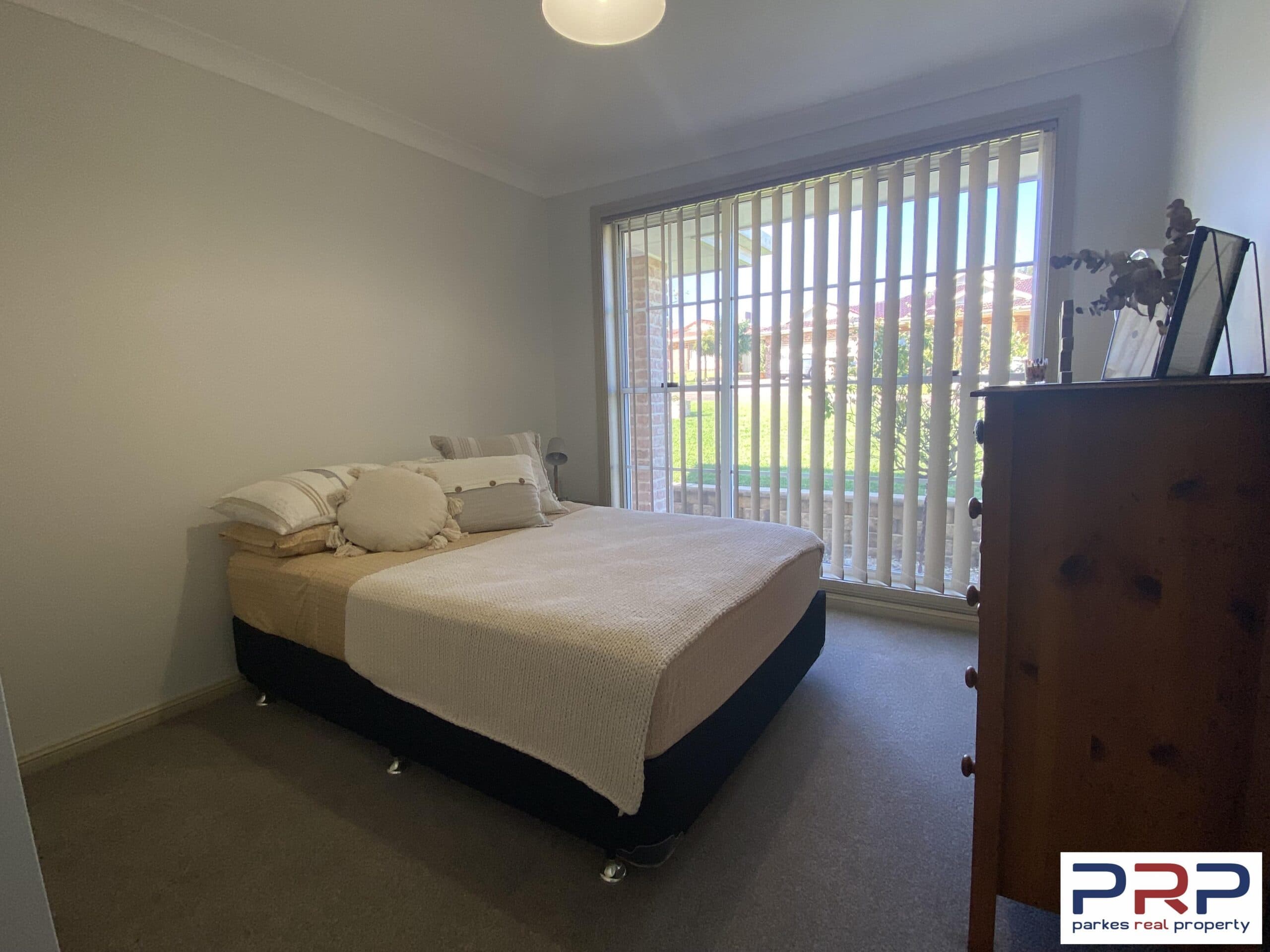 8 Glenburnie Close,, PARKES NSW 2870, Parkes - Thumbnail 8