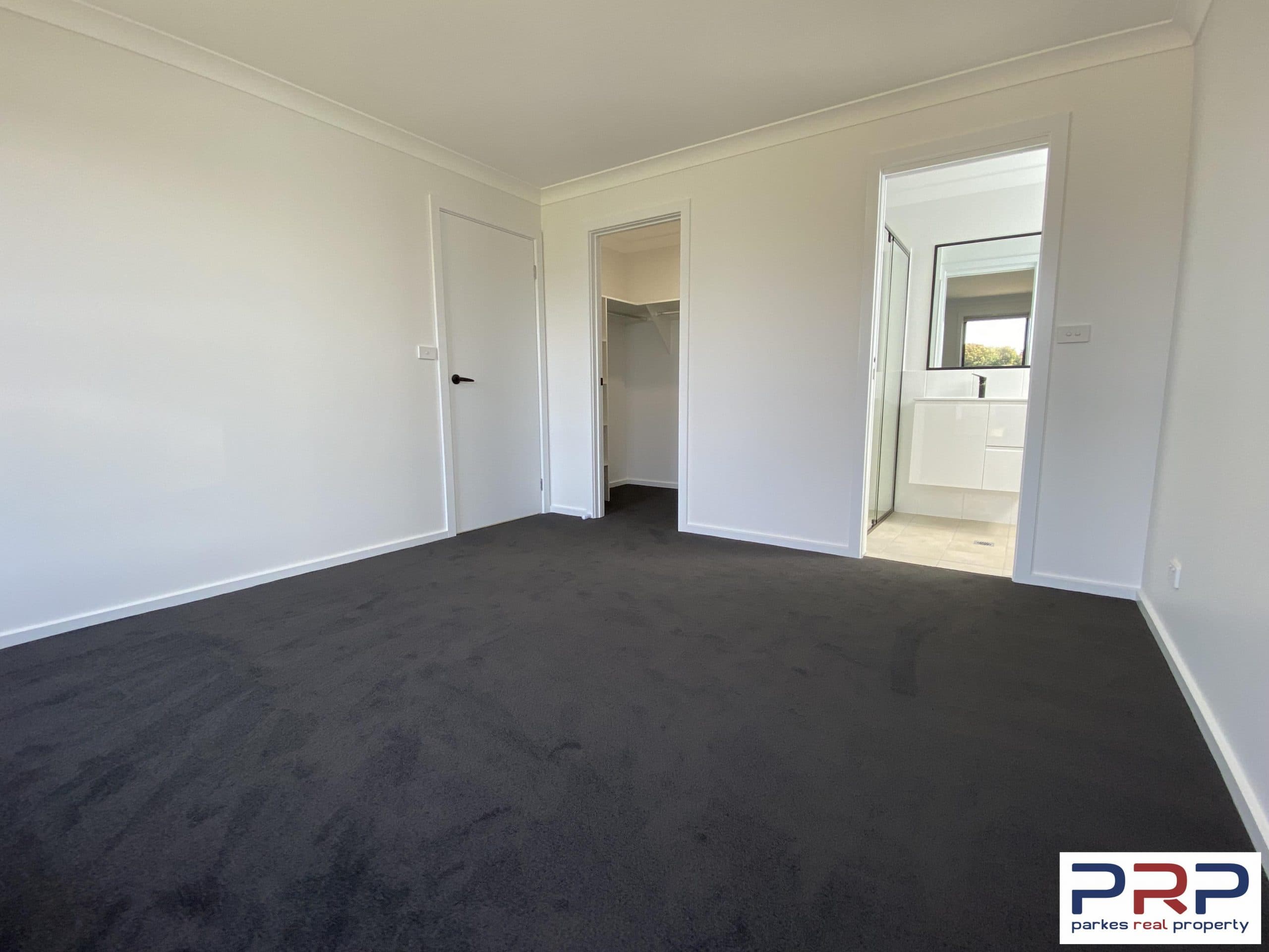 12 Cedar Crescent,, PARKES NSW 2870, Parkes - Thumbnail 2