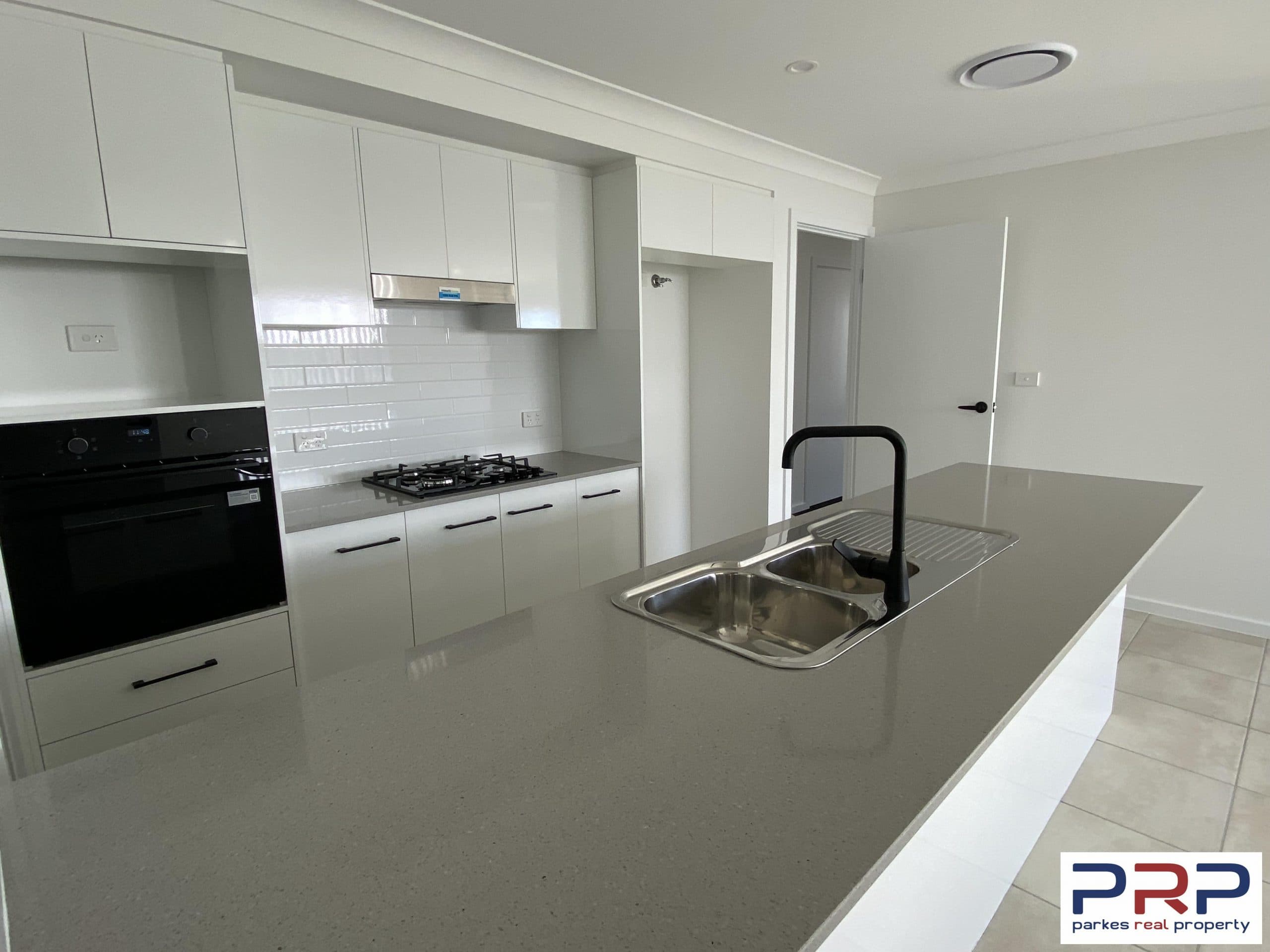 12 Cedar Crescent,, PARKES NSW 2870, Parkes - Thumbnail 6