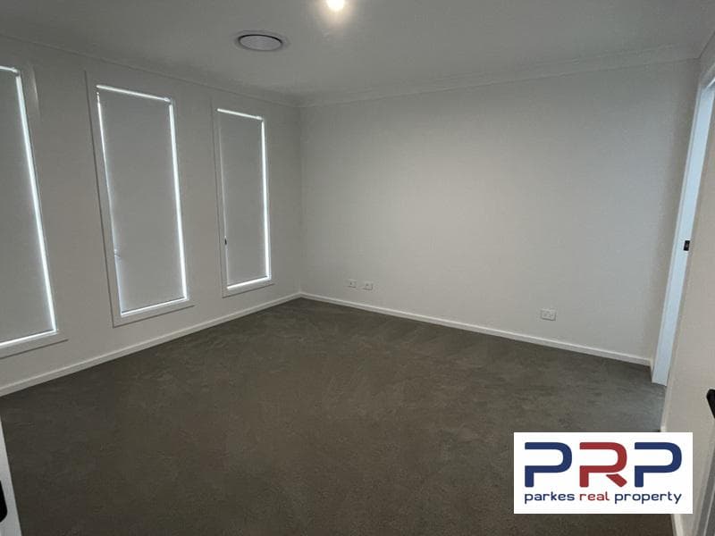 10 Cedar Crescent,, PARKES NSW 2870, Parkes - Thumbnail 7