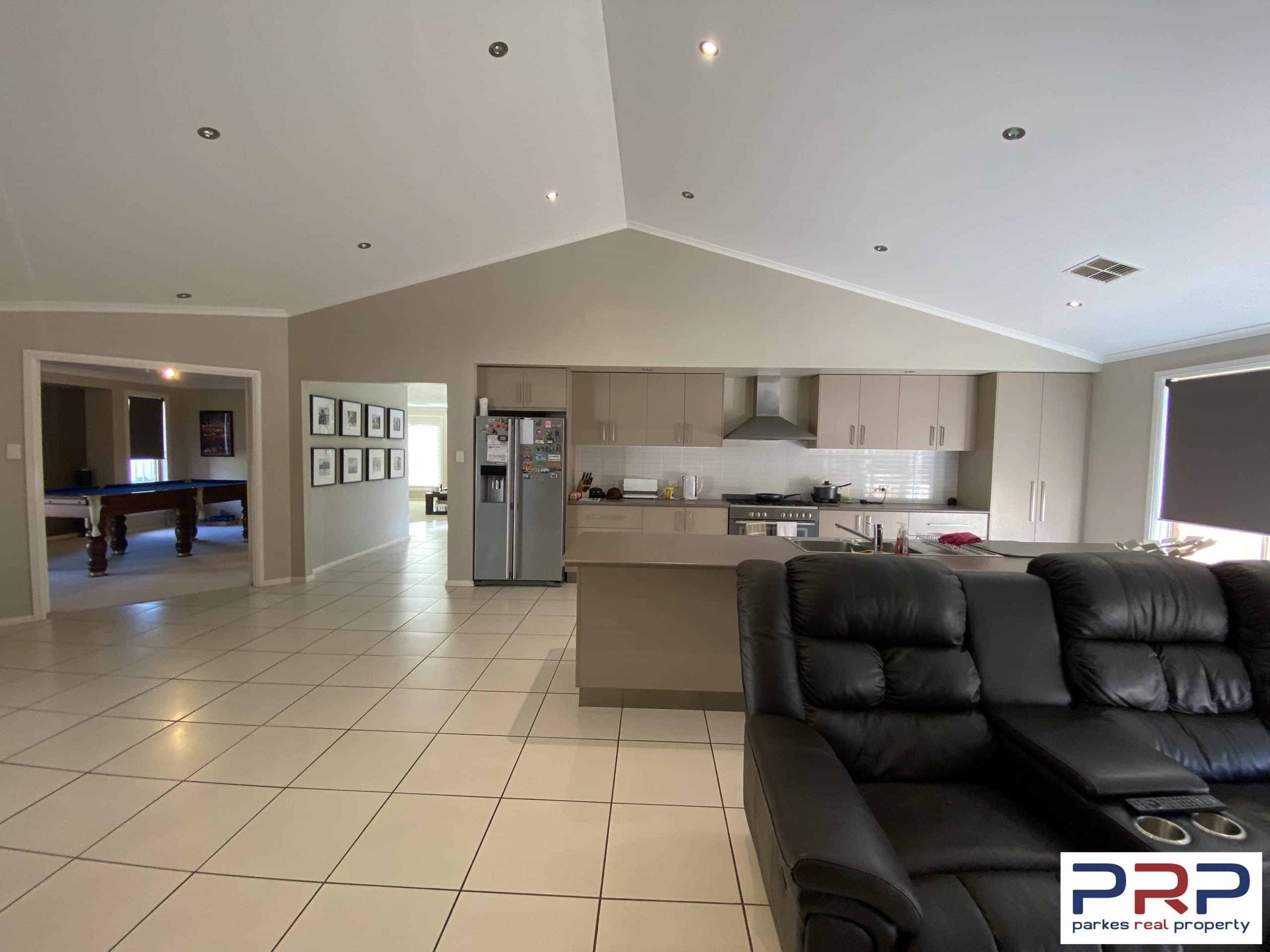 5 Cedar Crescent,, PARKES NSW 2870, Parkes - Thumbnail 4