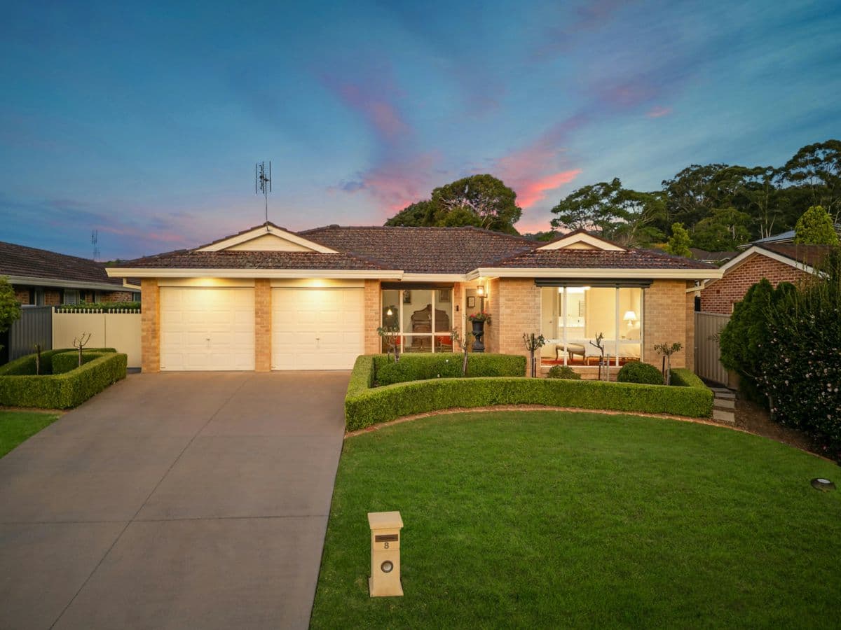 8 Greenvale Road, GREEN POINT, Green Point - Image 1