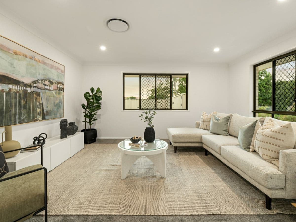 39 Hunter Street, MANLY WEST, Manly West - Thumbnail 2