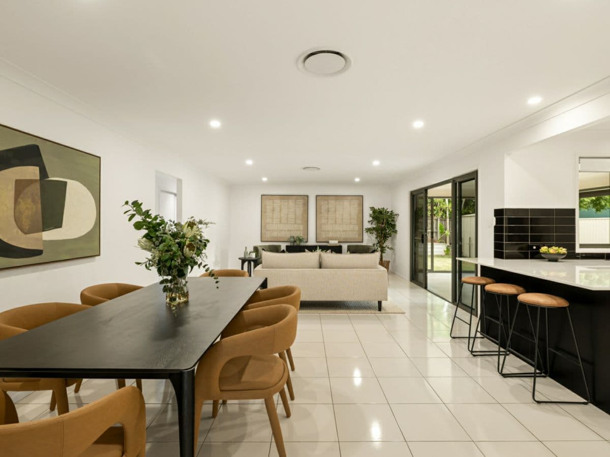 39 Hunter Street, MANLY WEST, Manly West - Thumbnail 5