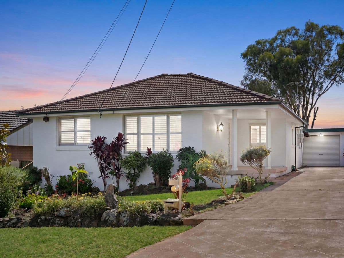 78 Oak Drive, GEORGES HALL, Georges Hall - Image 1