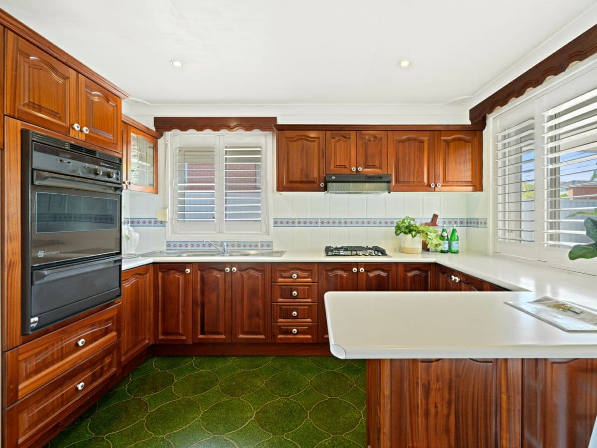 78 Oak Drive, GEORGES HALL, Georges Hall - Thumbnail 4
