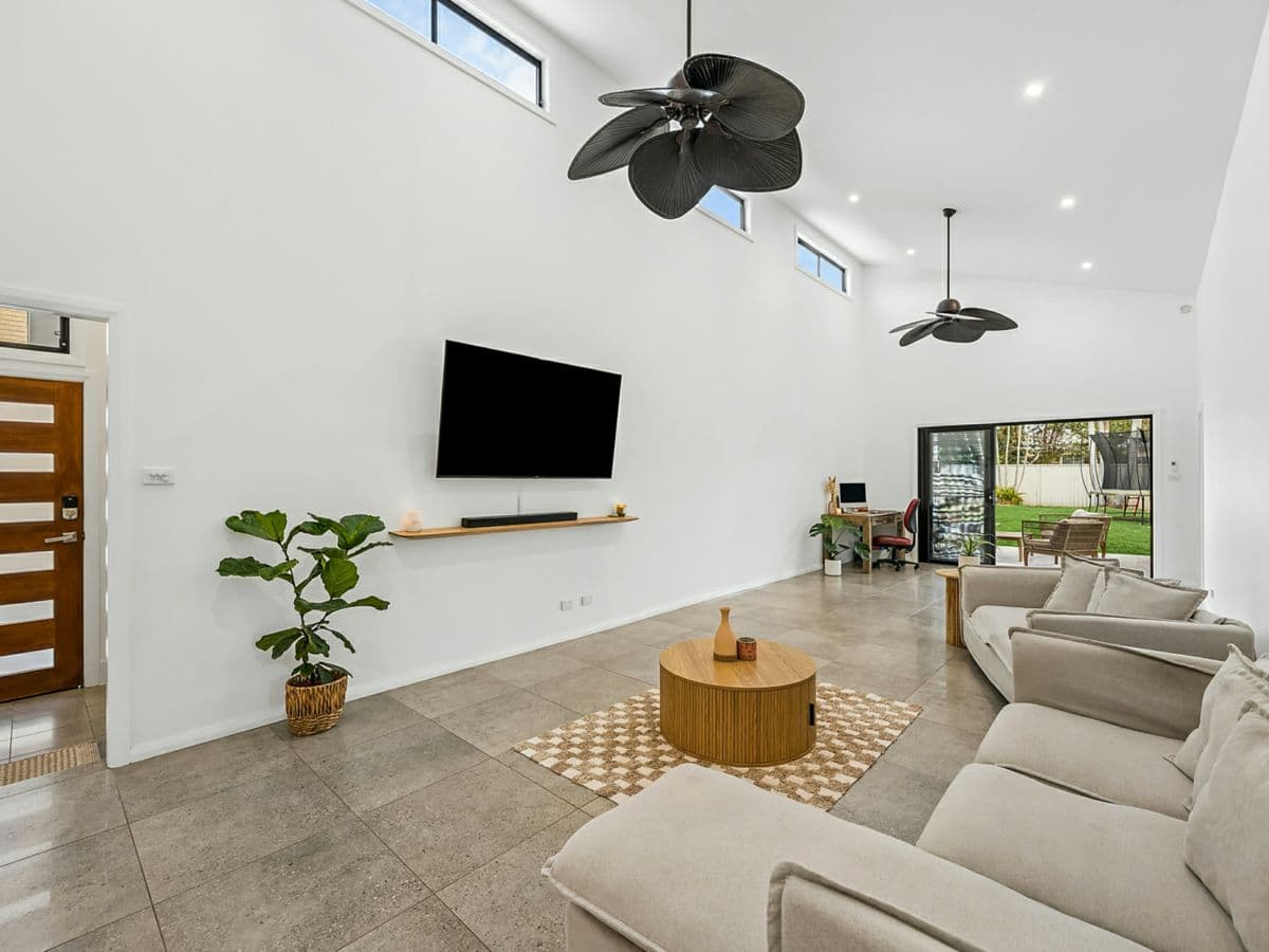 5 Leonora Parade, NORAVILLE, Noraville - Thumbnail 5