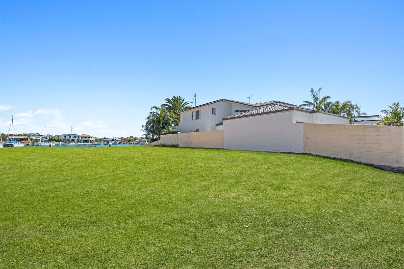 14 Little Shore Street Raby Bay QLD 4163, Raby Bay - Thumbnail 3