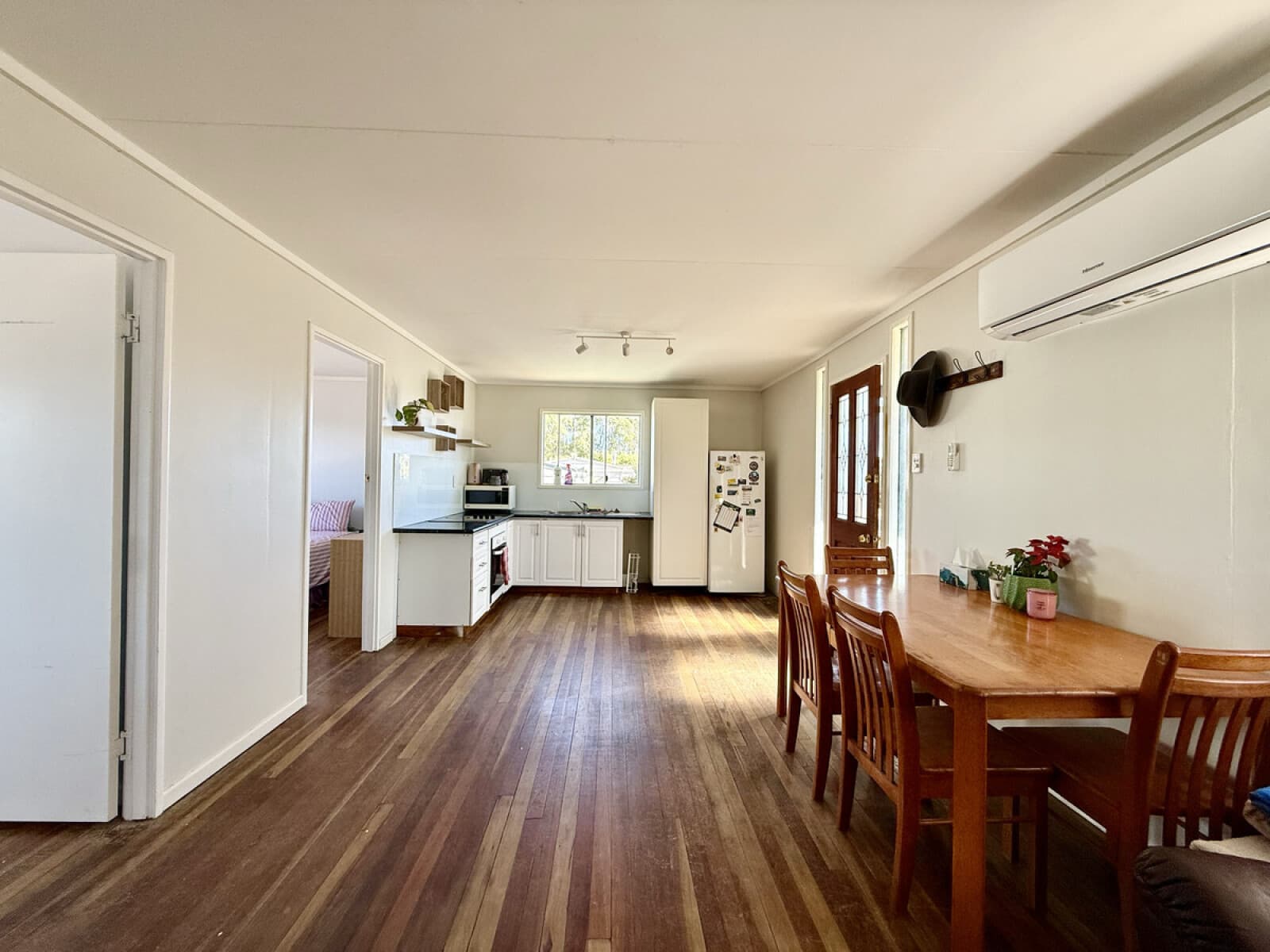 33 Allora Street Hendon QLD 4362, Hendon - Thumbnail 6