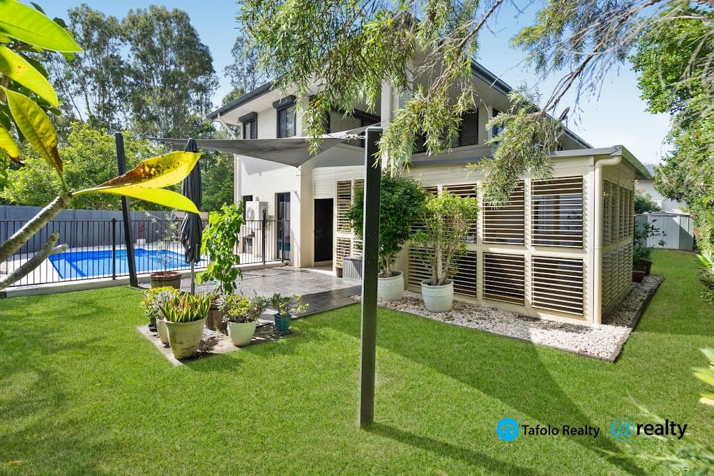 36 Azure Avenue, Redland Bay, QLD, 4165, Redland Bay - Thumbnail 2