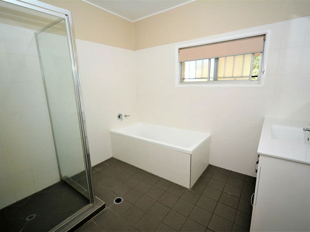 23 Hamilton Avenue, HENDRA, Hendra - Thumbnail 7