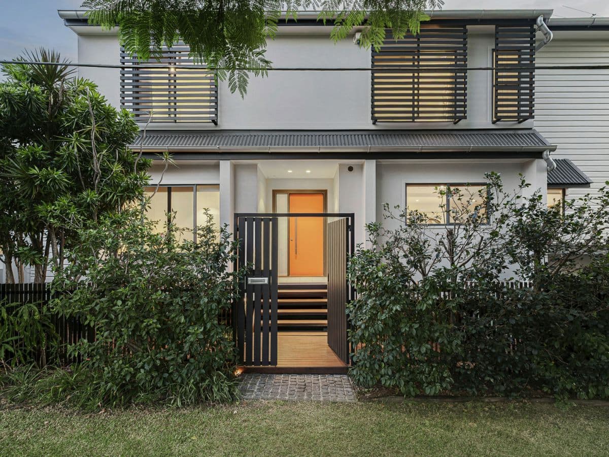 23 Carr Street, BULIMBA, Bulimba - Thumbnail 3