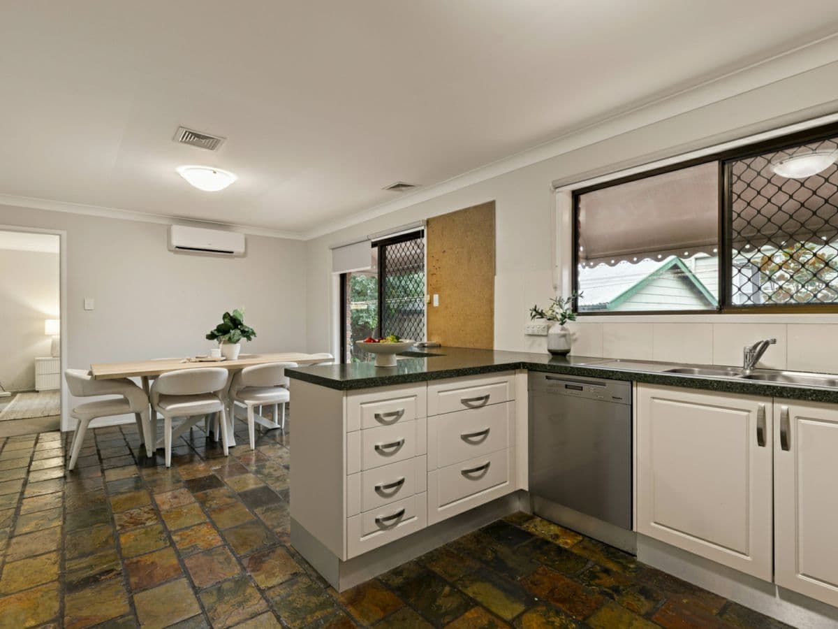 104 Mowbray Terrace, EAST BRISBANE, East Brisbane - Thumbnail 7