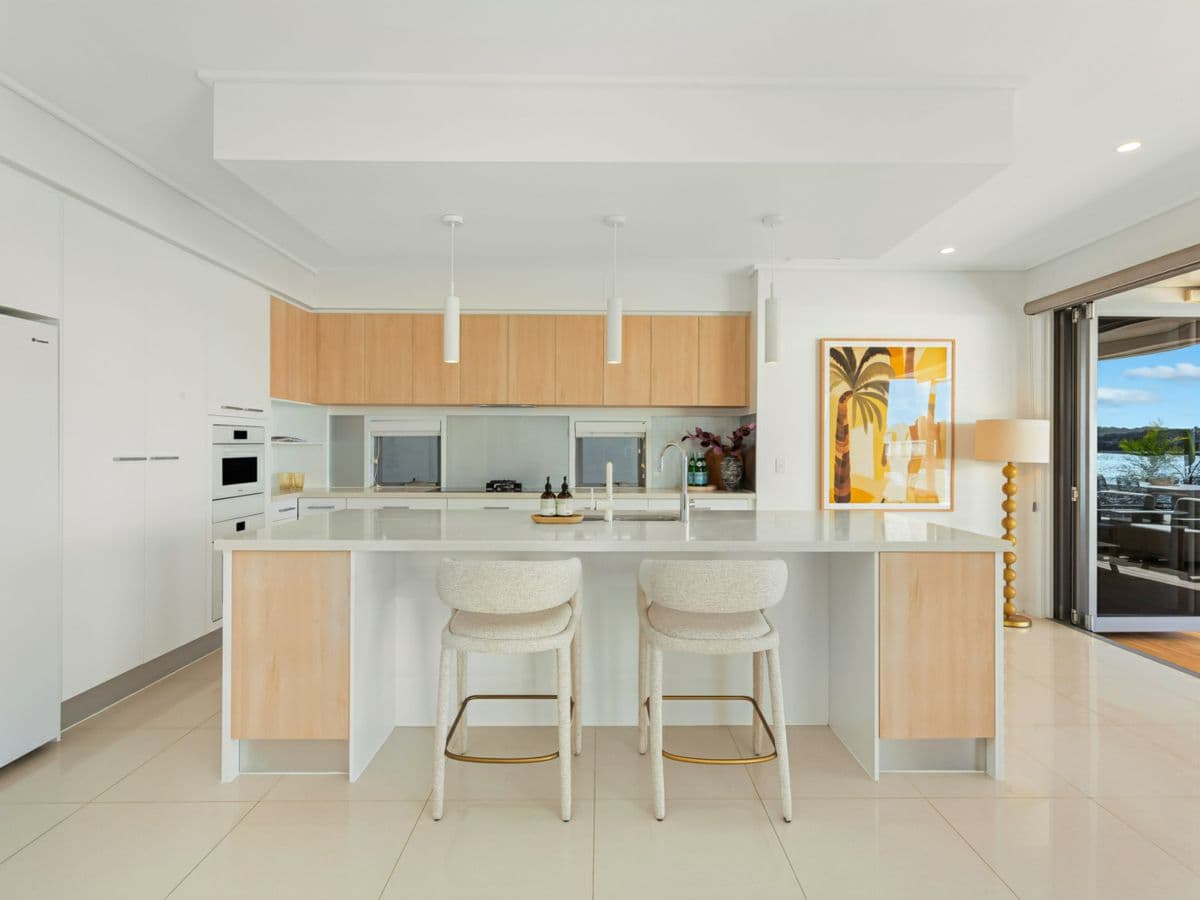1/1 Washington Court, VARSITY LAKES, Varsity Lakes - Thumbnail 4