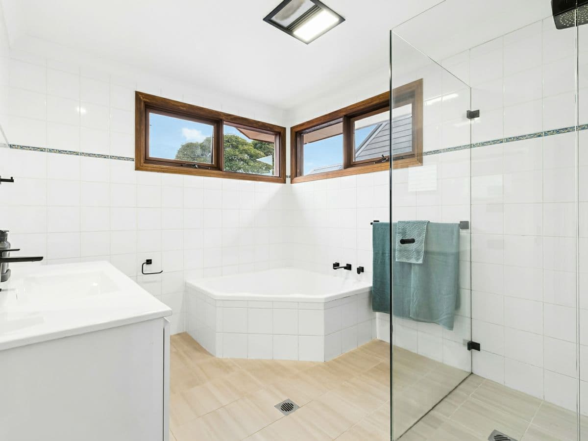 7 Warrina Road, CARINGBAH SOUTH, Caringbah South - Thumbnail 7