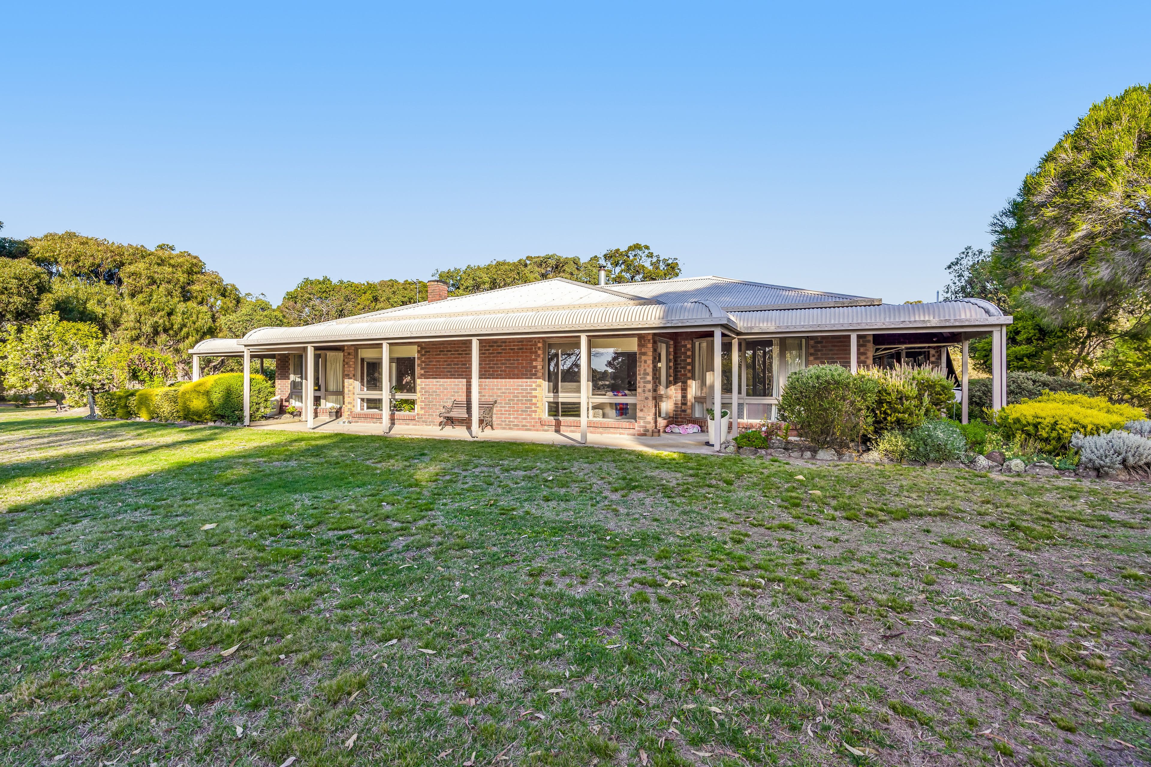 34 Louise Court, Haddon  Victoria  3351, Australia, Haddon - Thumbnail 3