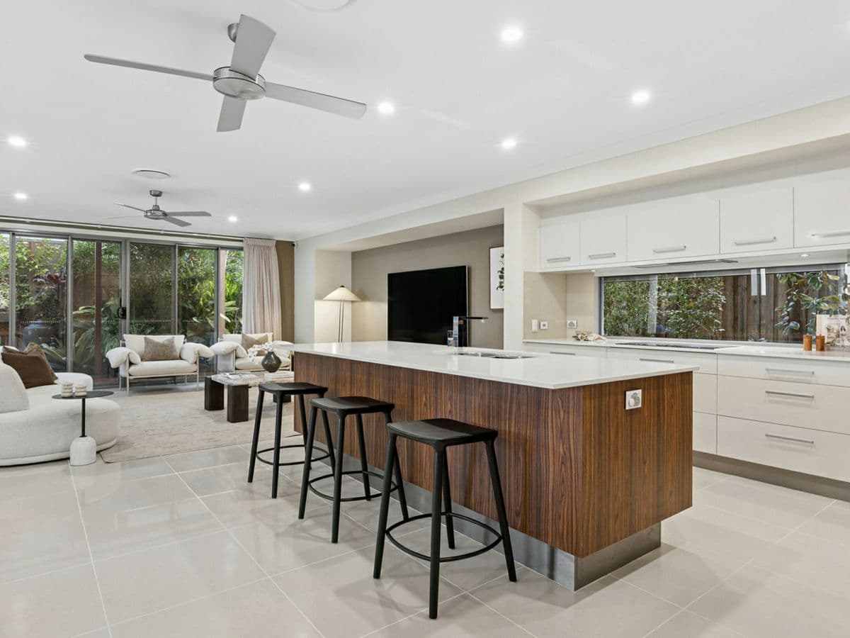 19 Sandon Street, GRACEVILLE, Graceville - Thumbnail 5