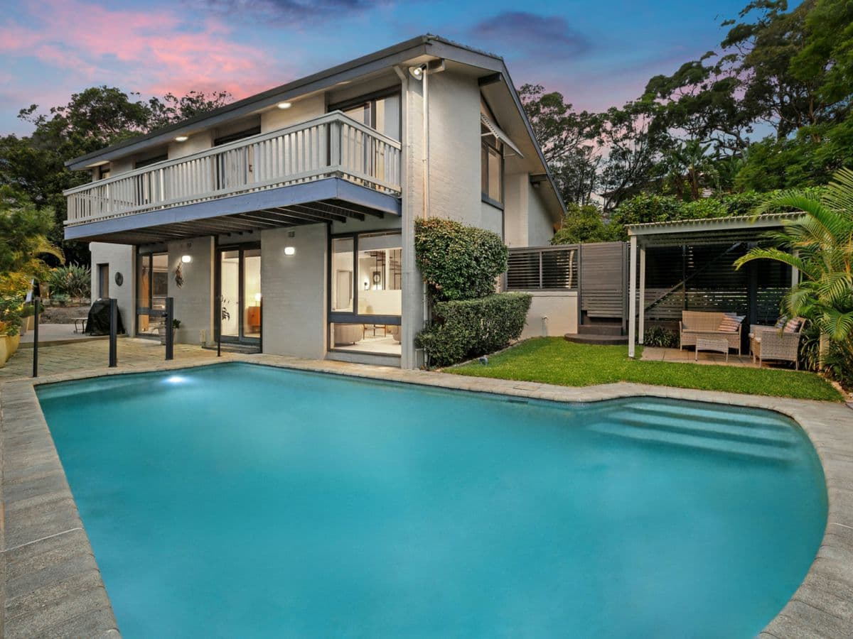 8 Yeats Avenue, KILLARNEY HEIGHTS, Killarney Heights - Image 1