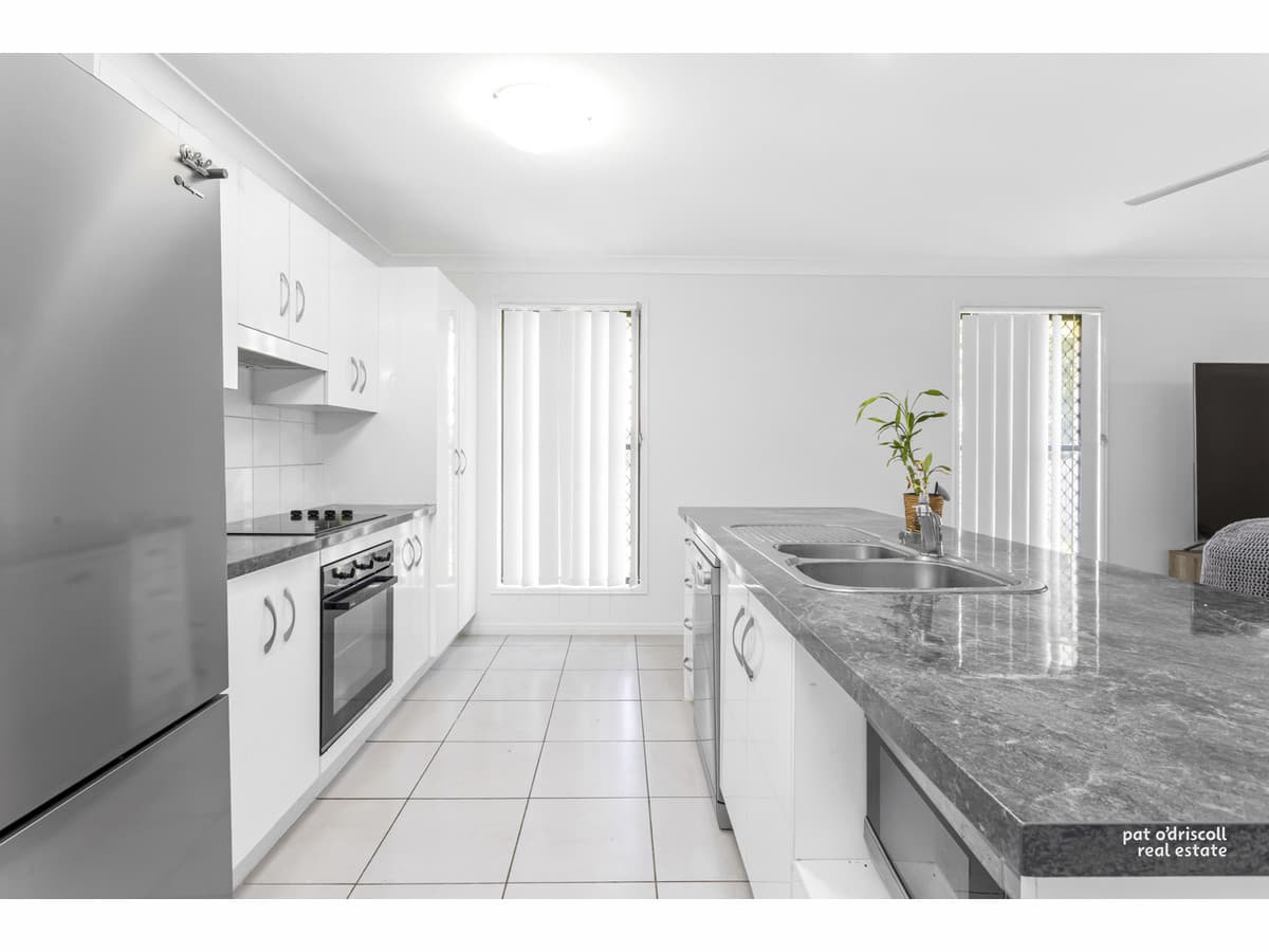 97 Abby Drive, Gracemere QLD, Gracemere - Thumbnail 2