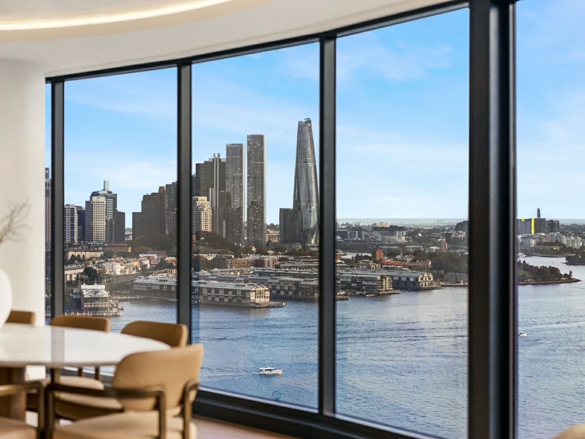 2601/30 Glen Street, MILSONS POINT, Milsons Point - Thumbnail 4
