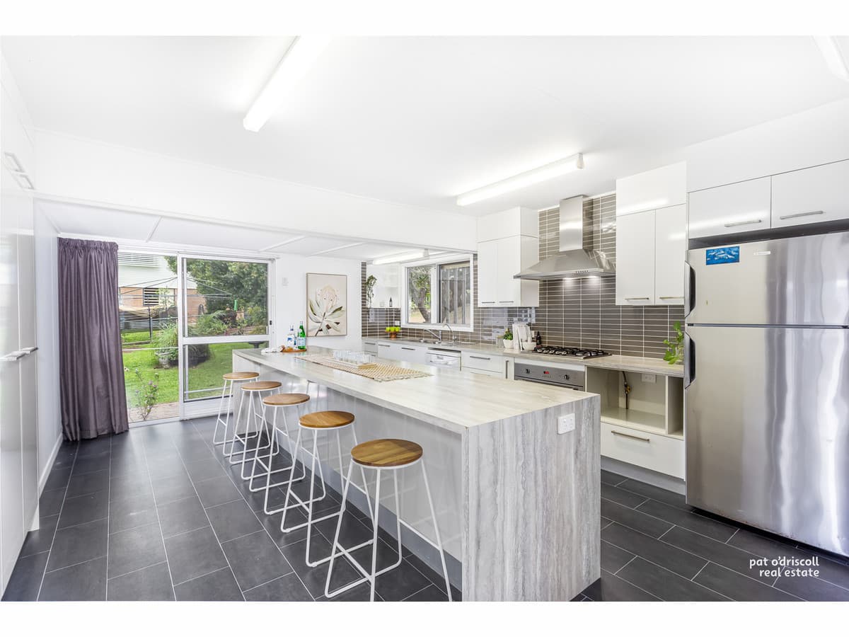 33 Queen Street, The Range QLD, The Range - Thumbnail 2