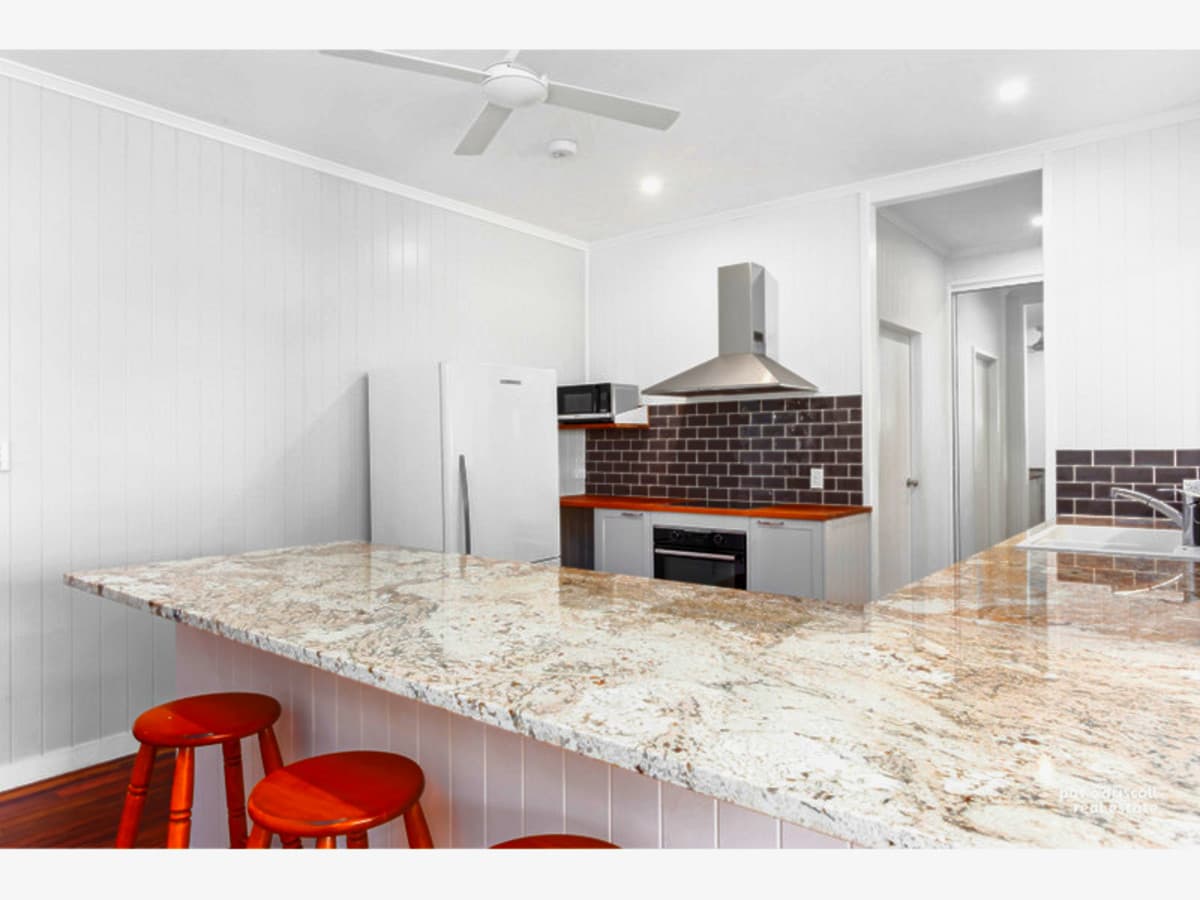 1 Craigilee Street, The Range QLD, The Range - Thumbnail 2