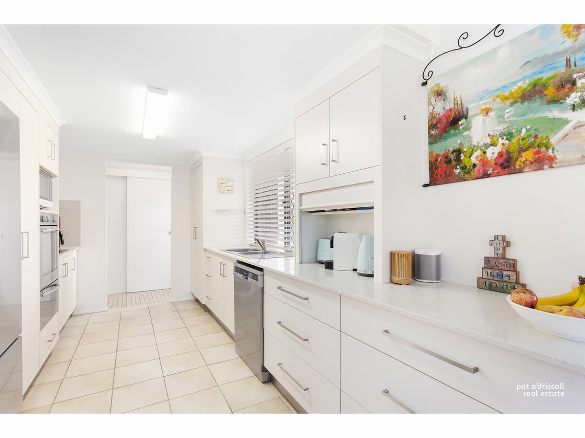 20 Agnew Avenue, Norman Gardens QLD, Norman Gardens - Thumbnail 2