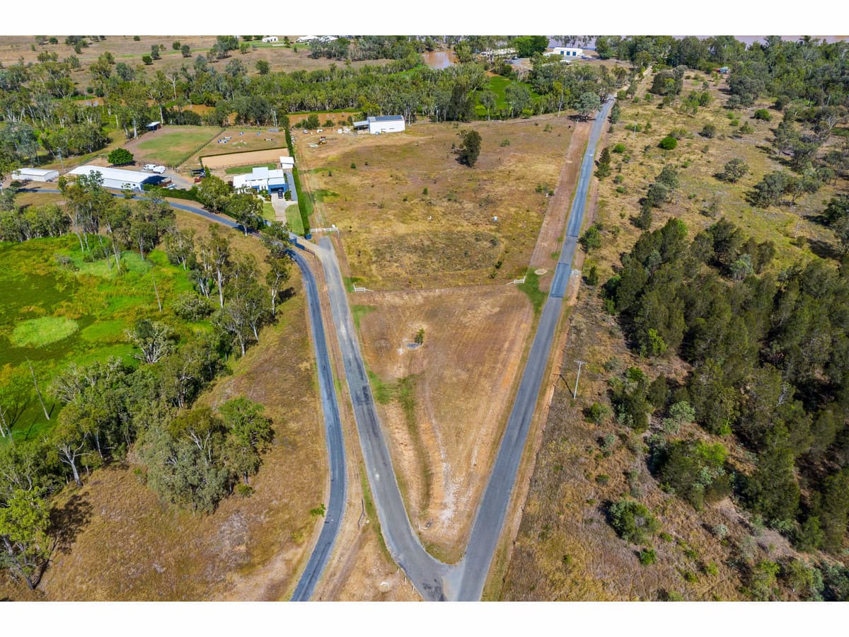 389A Alexandra Street, Parkhurst QLD, Parkhurst - Thumbnail 2