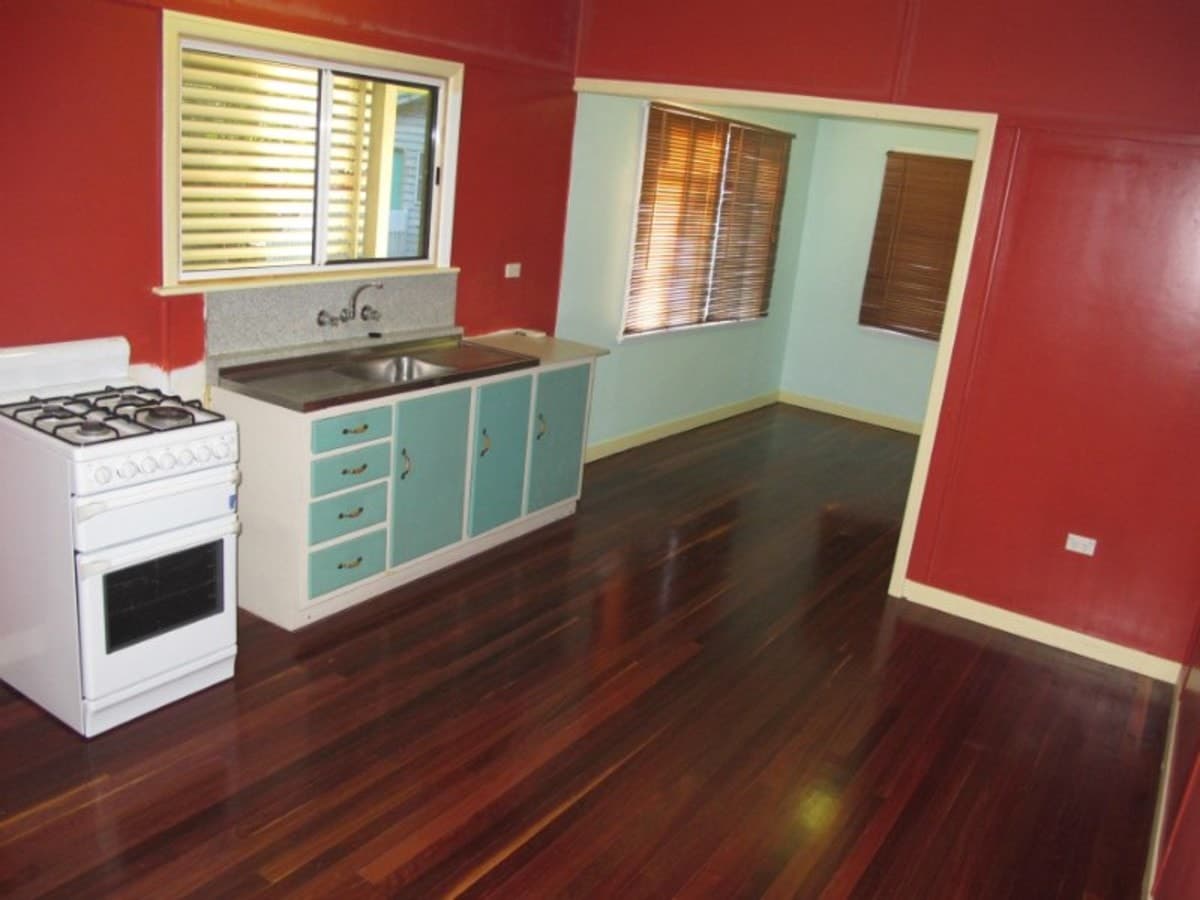 102 Davis Street, The Range QLD, The Range - Thumbnail 3