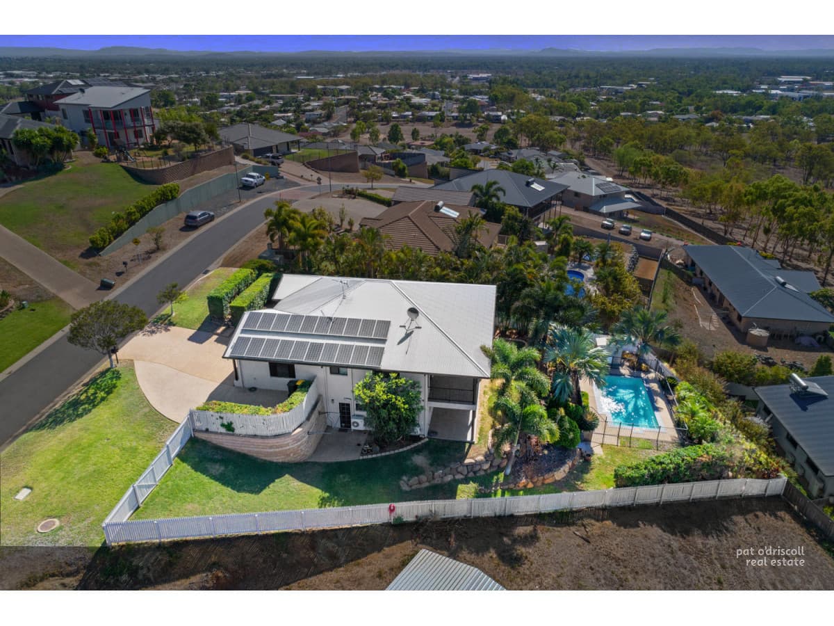 4 Connemara Drive "Panorama Heights", Kawana QLD, Kawana - Thumbnail 2