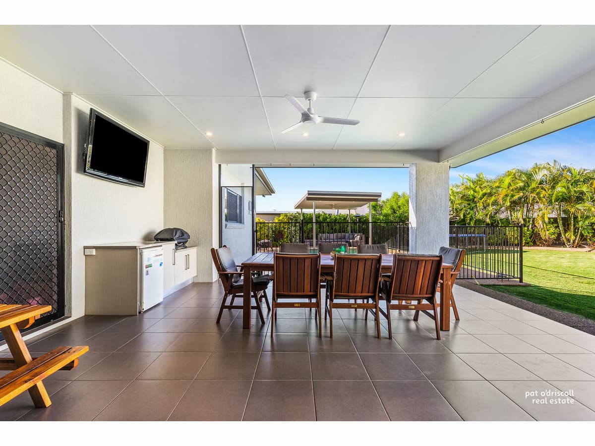 9 Lace Flower Court, Norman Gardens QLD, Norman Gardens - Thumbnail 2