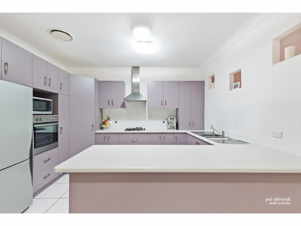63 West Street, Gracemere QLD, Gracemere - Thumbnail 2