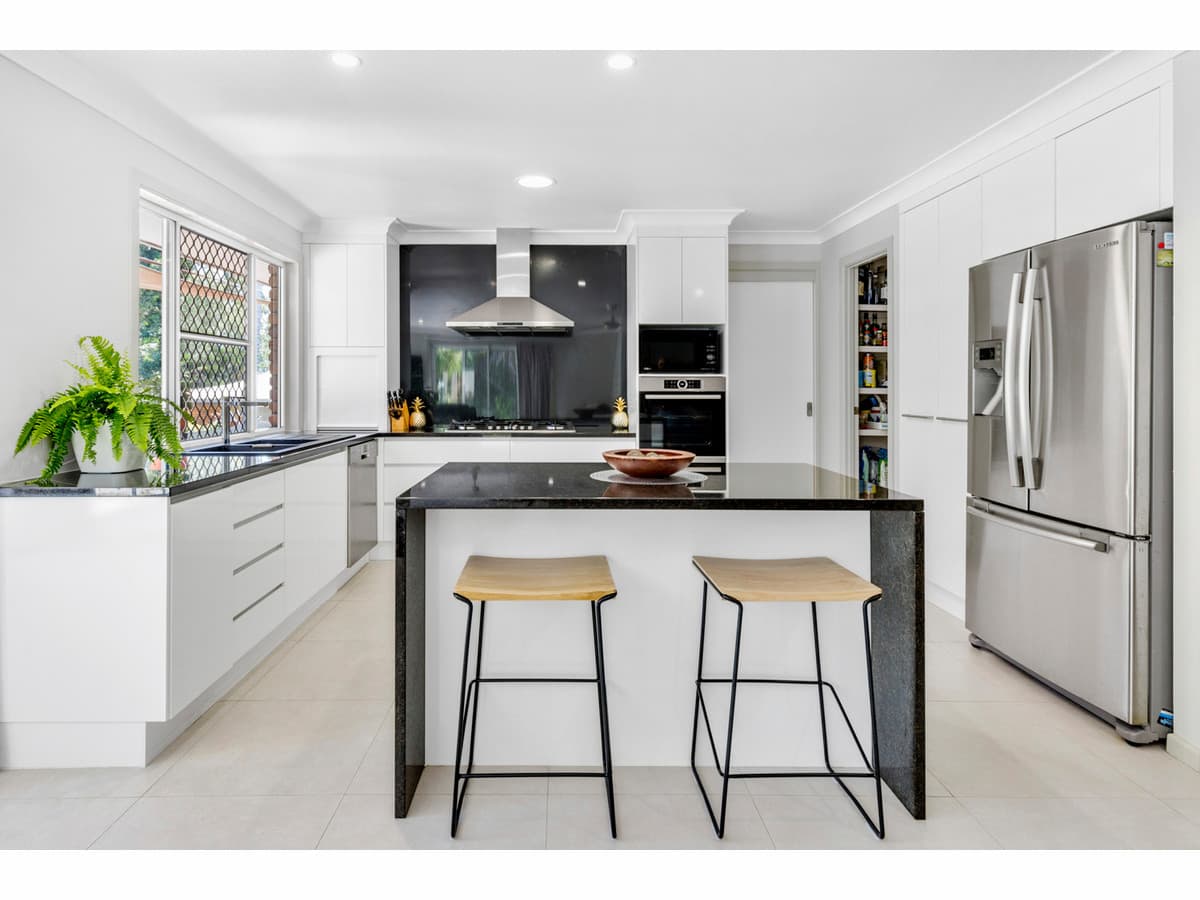 18 Cargill Avenue, Frenchville QLD, Frenchville - Thumbnail 3