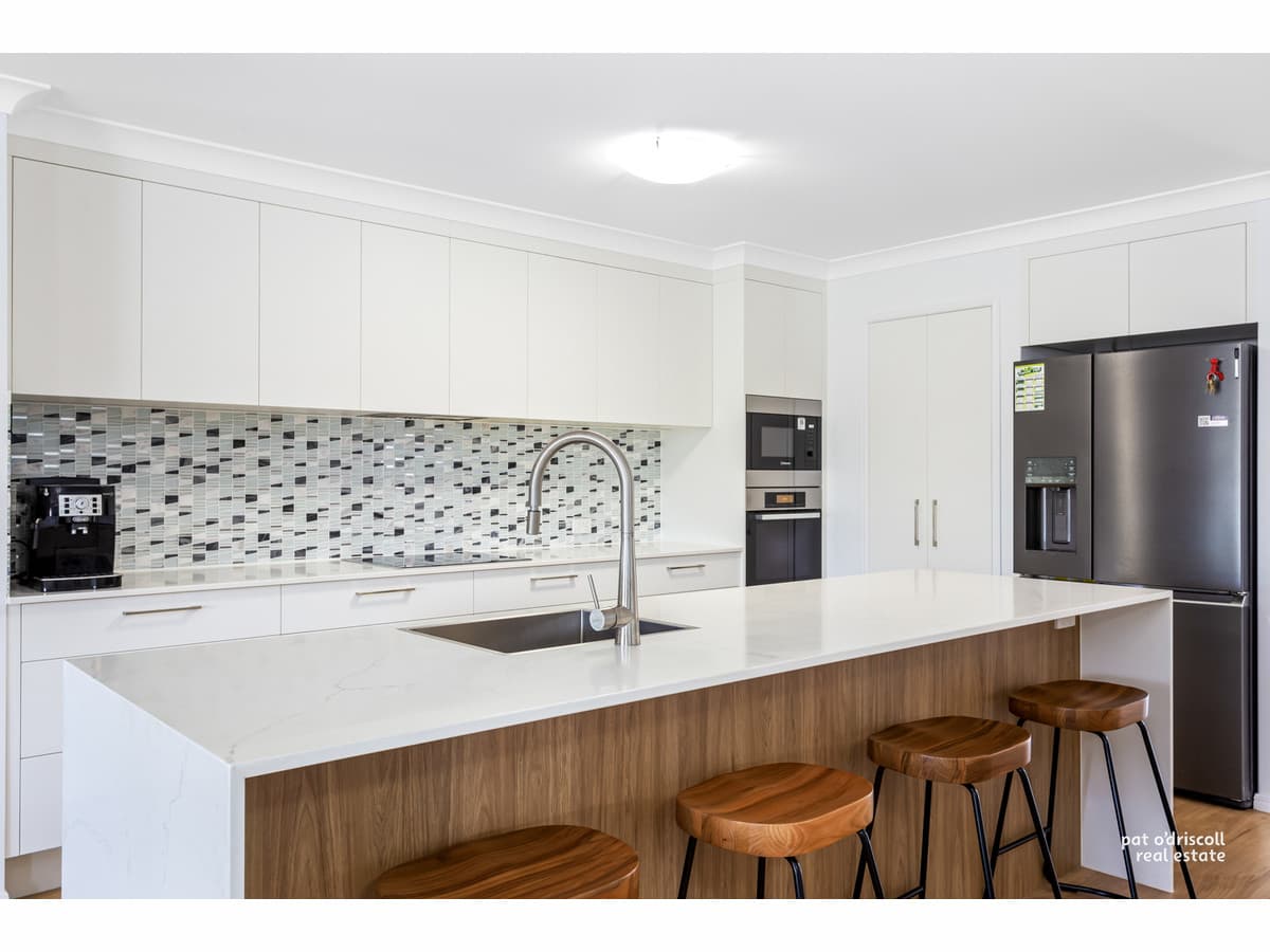5 Hibiscus Court, Kawana QLD, Kawana - Thumbnail 2