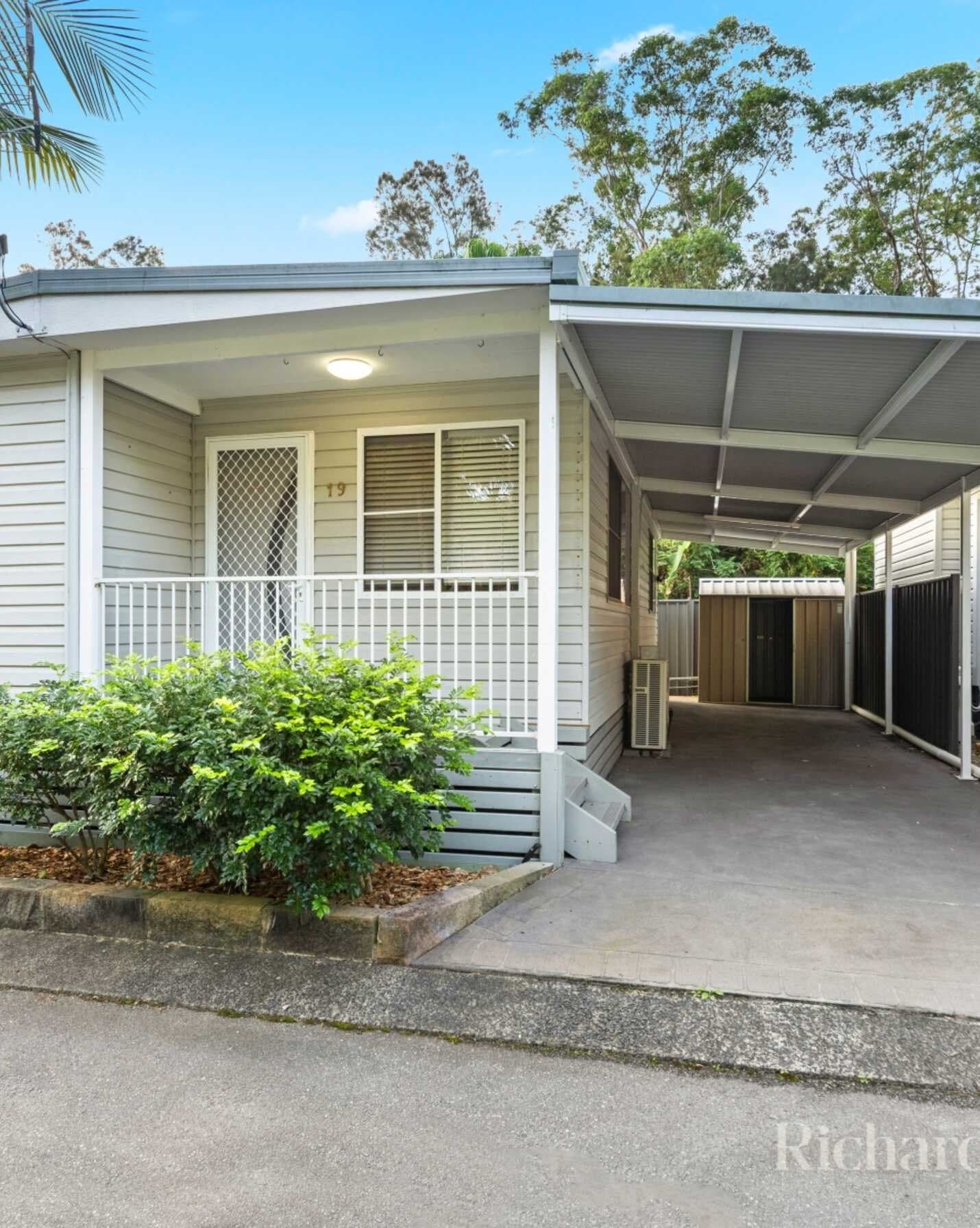 19/437 Wards Hill Road Empire Bay, Bay - Image 1