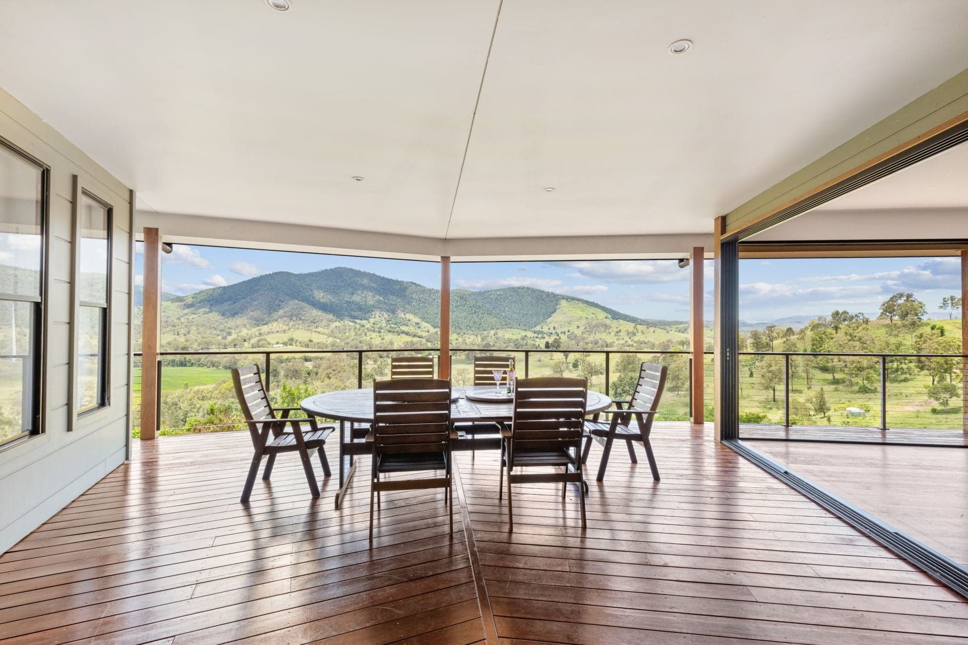 147 Geiger Road, Upper Glastonbury - Image 1