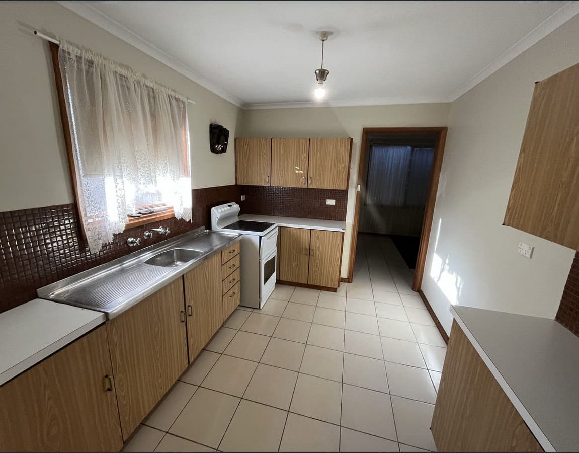 38 Davies  Crescent,, Port Augusta West SA 5700, Port Augusta West - Thumbnail 5