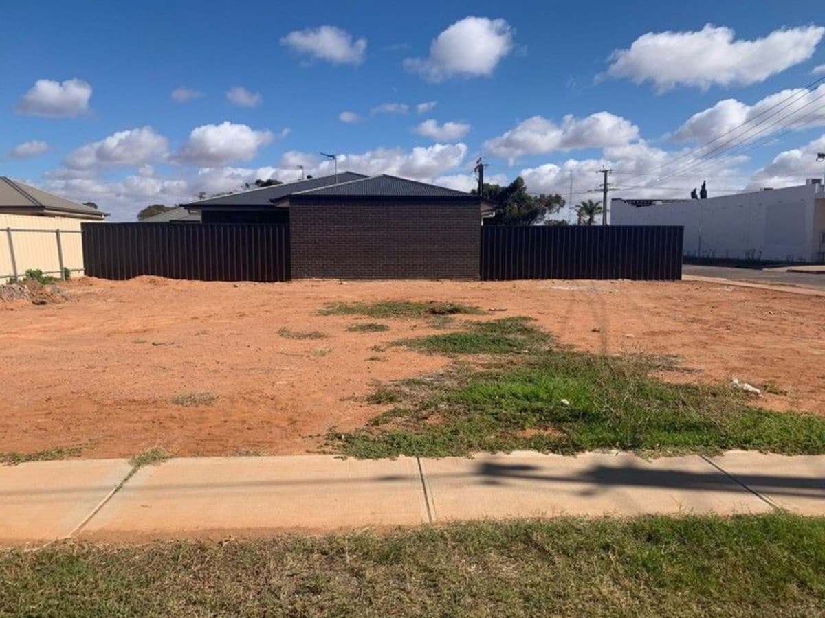 39 Mcritchie Crescent, Whyalla Stuart SA 5608, Whyalla Stuart - Thumbnail 3