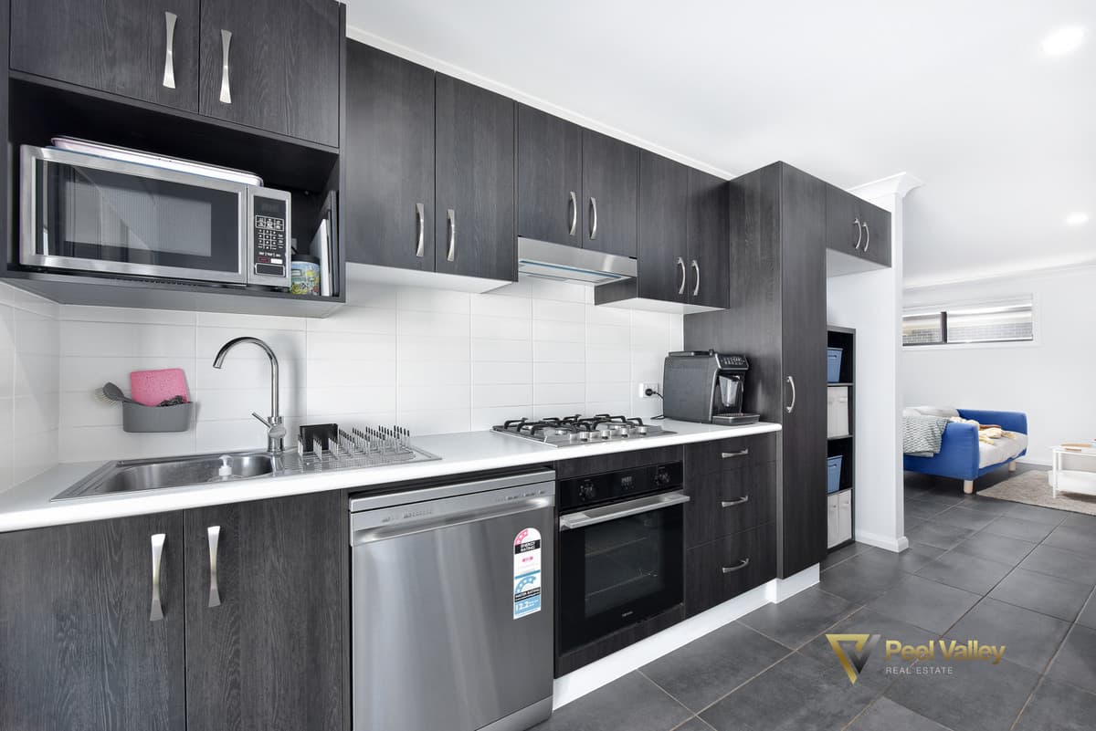 373 Armidale Road, TAMWORTH NSW 2340, Tamworth - Thumbnail 2