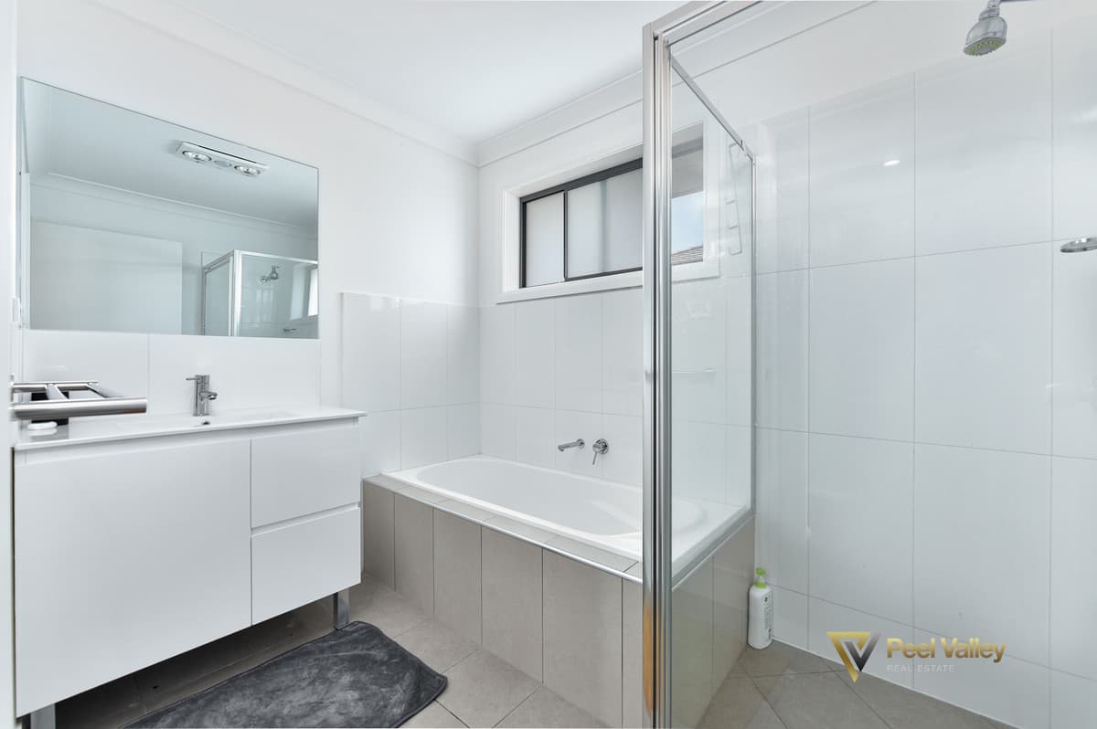 30 Rodgers Road, TAMWORTH NSW 2340, Tamworth - Thumbnail 7