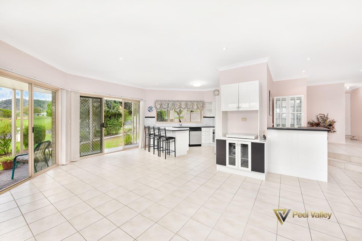 117 Strafford Street, MANILLA NSW 2346, Manilla - Thumbnail 2